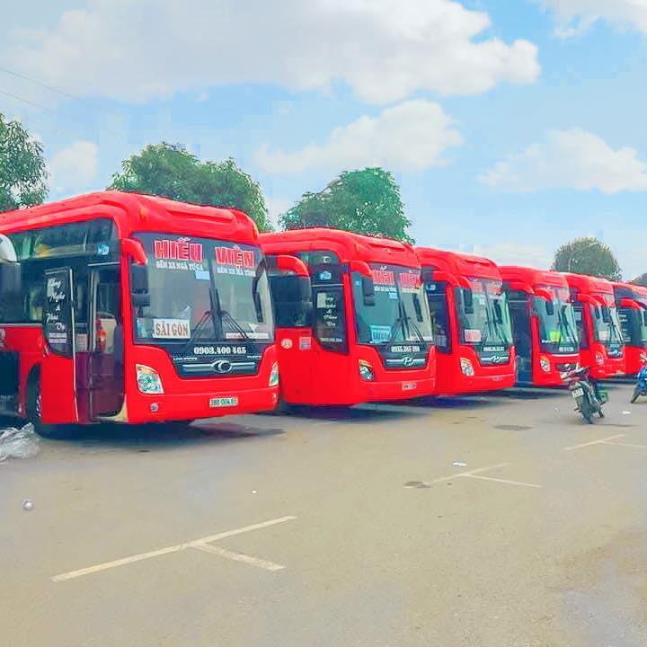 Nhà xe Hiếu Viện